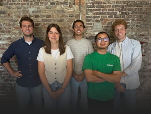 Travailler comme stagiaire chez Maeve