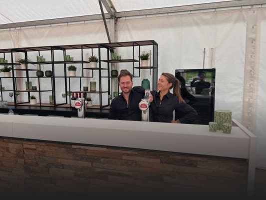 Working as a student at Flying Service & Kitchenstaff