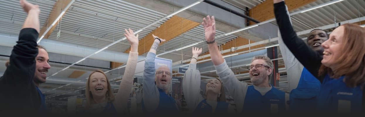 Working as a young graduate at Decathlon Charleroi