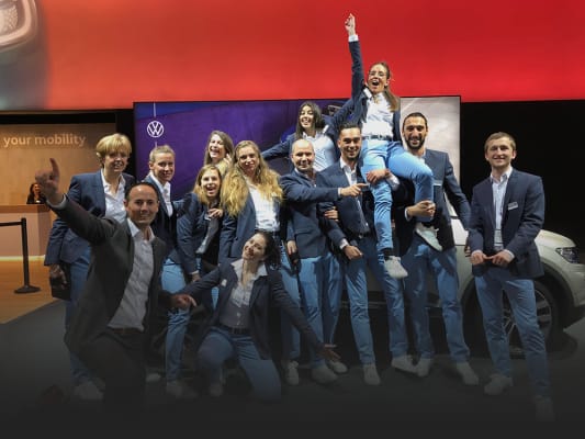 Travailler en tant que étudiant chez The Frontline Company