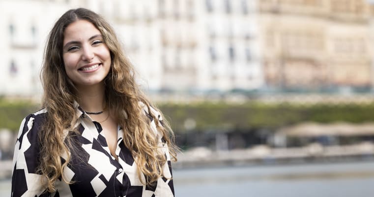Full-time, Online & Hybrid MBA banner