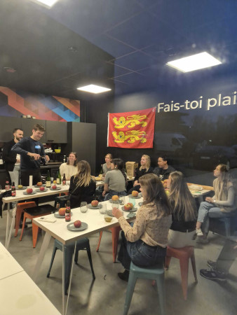 Sluit je aan bij het team van Vertuoza - HR foto 