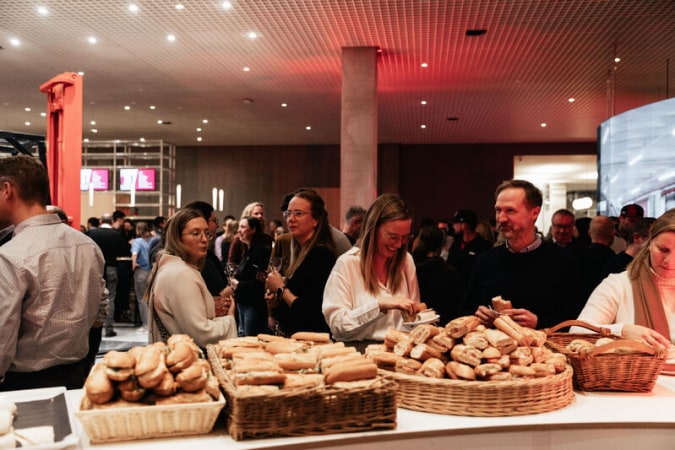 company image TVH 11