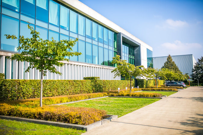 company image OMP 27