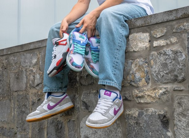 Working at Luve Sneakers - HR picture 