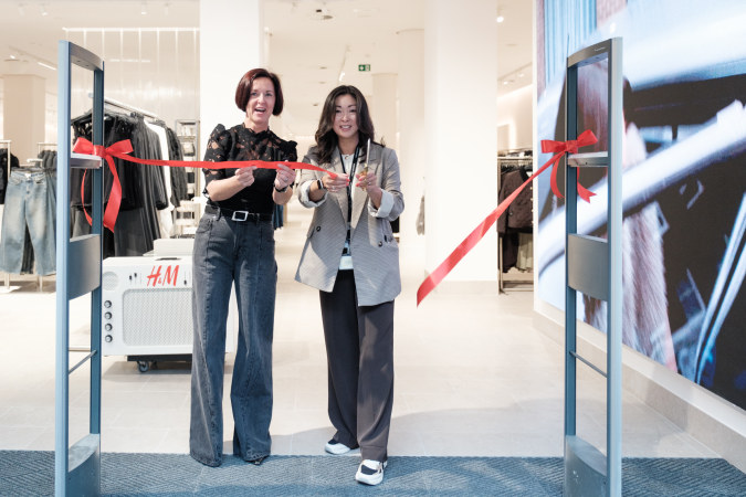 Working at H&M - HR picture 