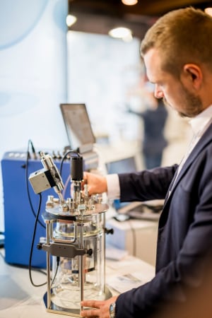 company image Analis 10