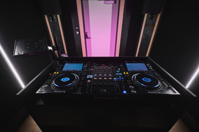 Travailler chez Plug The Jack - image HR