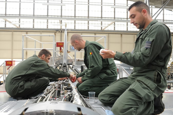 Working at Defensie - La Défense - HR picture 