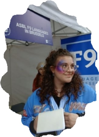 Rejoignez l'équipe à F9 Languages - image HR