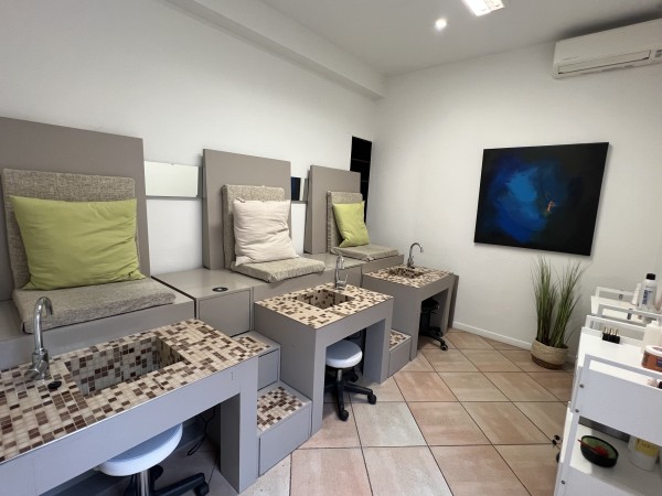 Travailler chez INSTANT BEAUTE - image HR