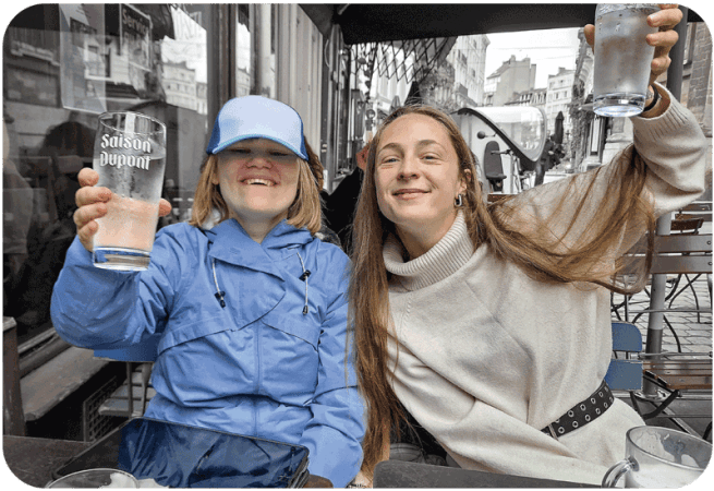 Découvrez les offres d'emploi chez Fondation Shan - photo de l'équipe