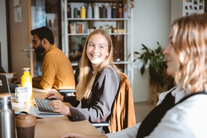 company image Bambaw 24