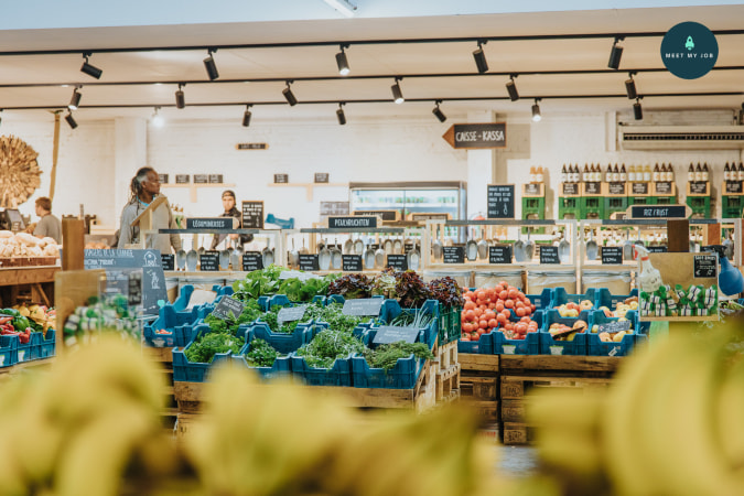 company image The Barn Bio Market 11