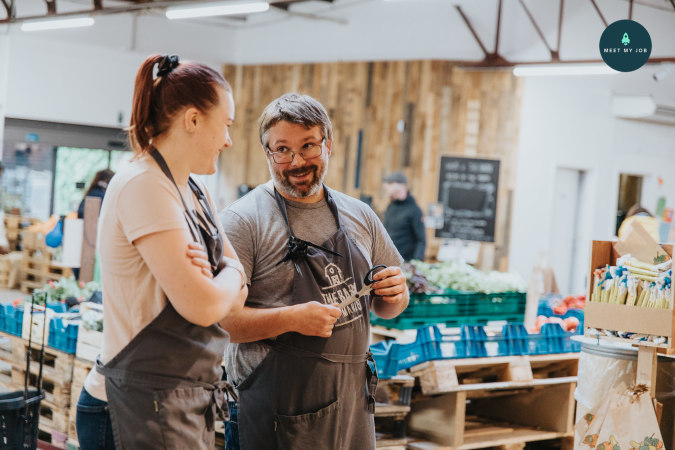 company image The Barn Bio Market 16