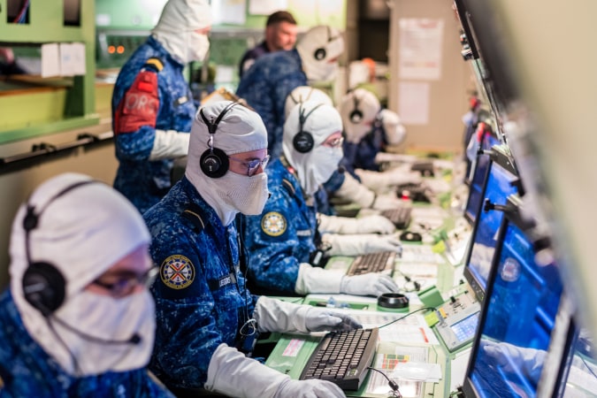 company image Defensie - La Défense 13