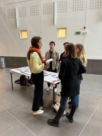 Découvrez les offres d'emploi chez AJ Act Justly SRL - photo de l'équipe