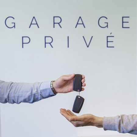 Rejoignez l'équipe à Ultimate Care | Garage Privé | Dreamcollector - image HR