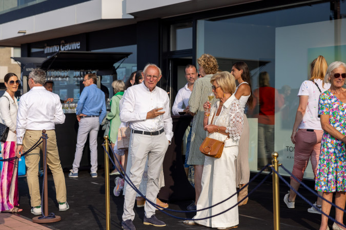 Offres d'emploi chez Jones Gallery