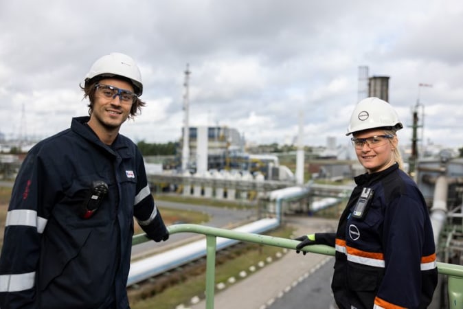 company image null 1