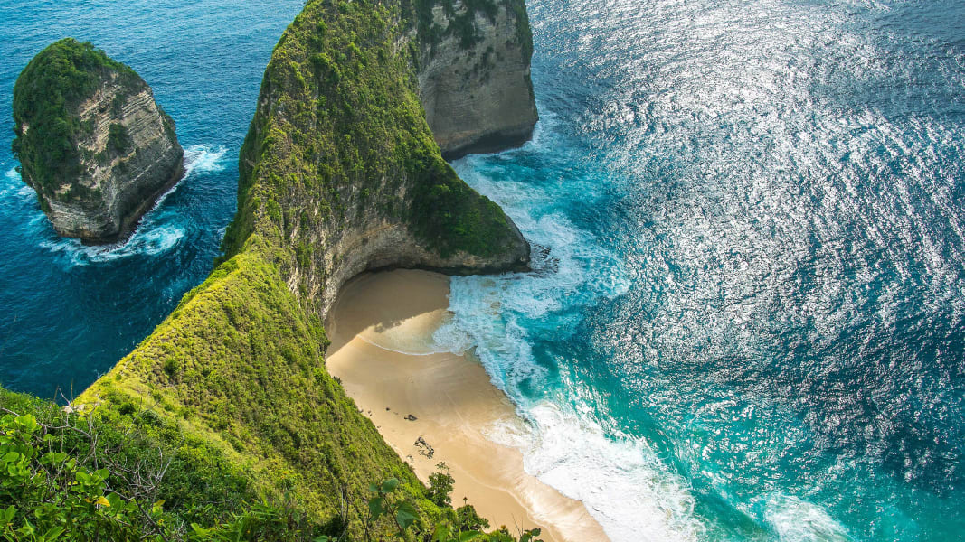 Working as an intern, student or young graduate at MdF Mobility C. A. 