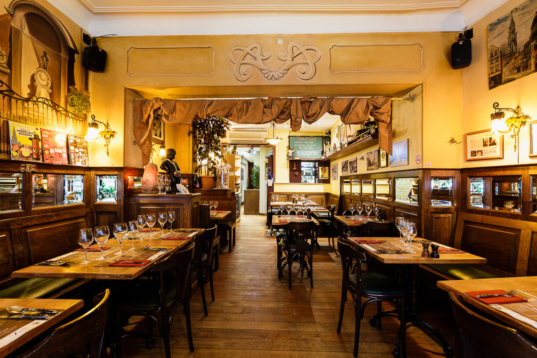 Working as an intern, student or young graduate at Restaurant Le Zinneke