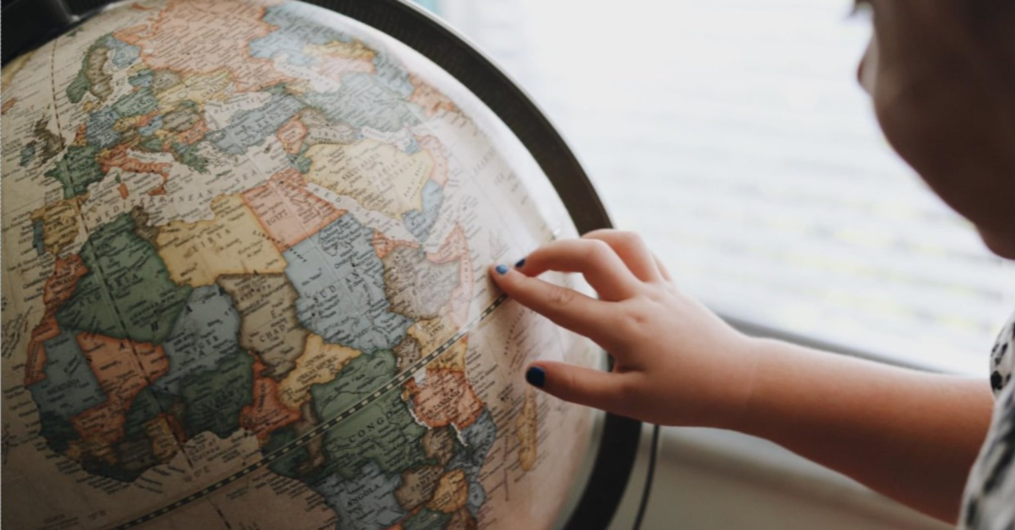 Working as an intern, student or young graduate at Stories Across Borders