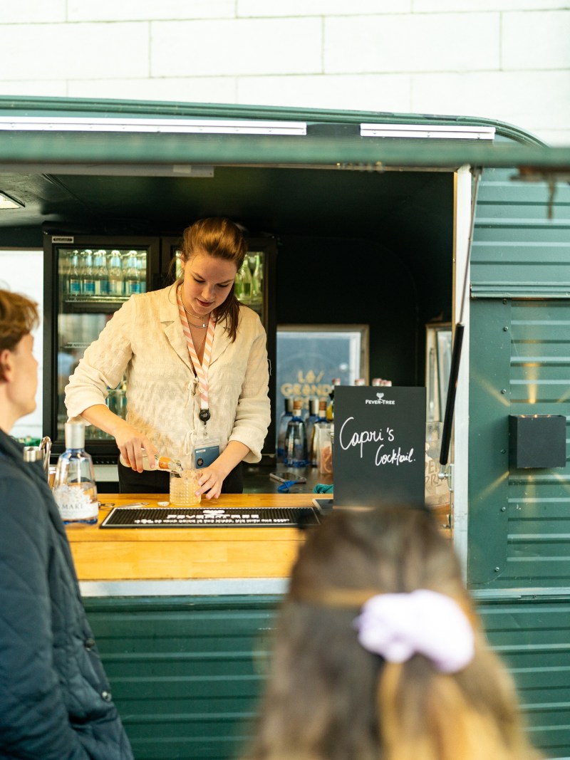 Barman/Barmaid  - student job offer at La Grand Poste