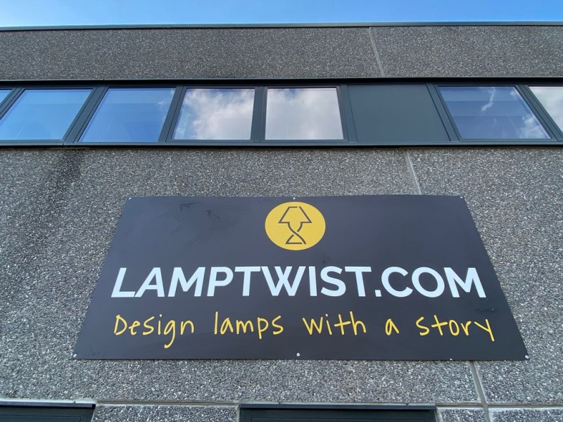 Préparateur de commandes - Magasinier - job étudiant chez LampTwist