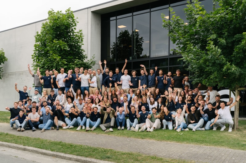 Account Executive - first job offer at Vertuoza