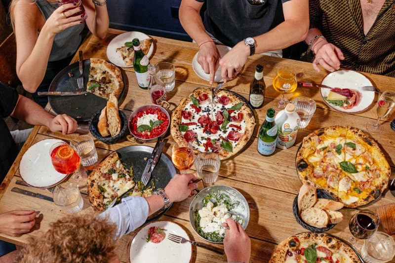 Restaurant Italien 🇮🇹 Serveur(-se) de salle  - job étudiant chez SQUADRA COCINA 