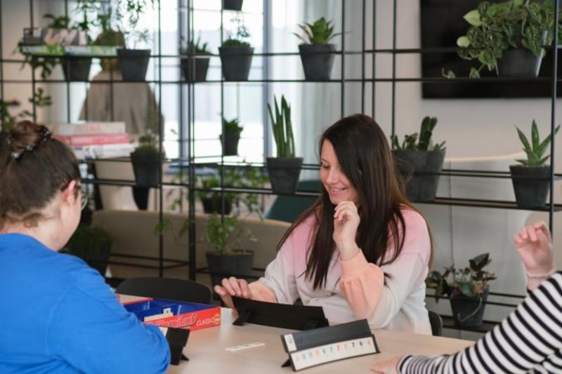 Gezonde vrouwelijke kandidaten gezocht voor klinisch onderzoek rond multiple sclerose (vergoeding voorzien) - student job offer at SGS CPU Geneesmiddelenonderzoek