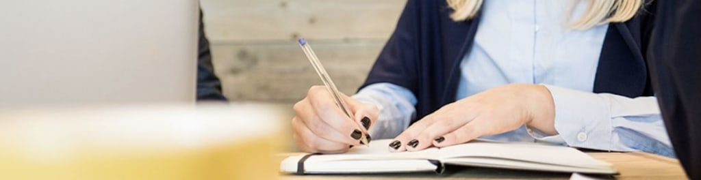 Hoe vergoed ik een stagiair? banner image