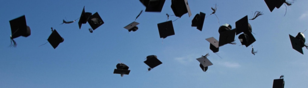 Tout juste diplômé.e ? Les démarches administratives à entreprendre! banner image