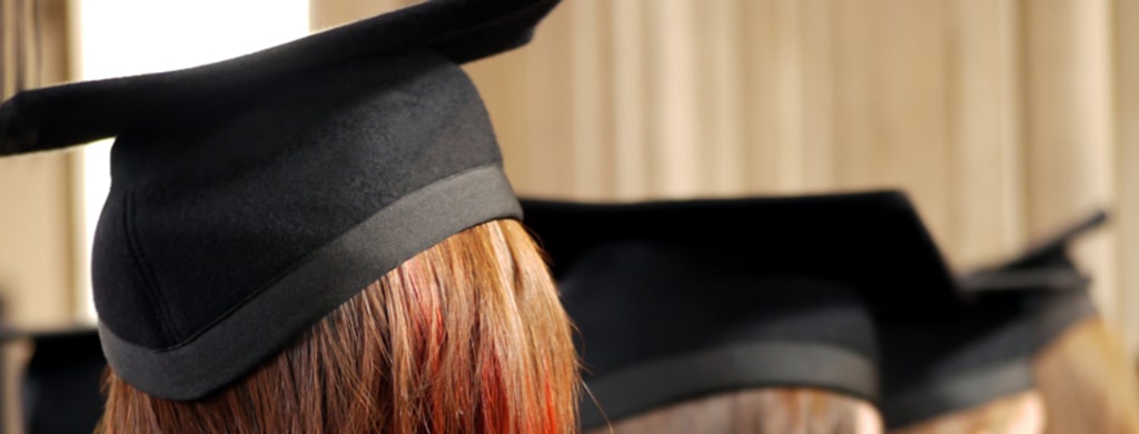 Wat verdien je met een hoger diploma? banner image