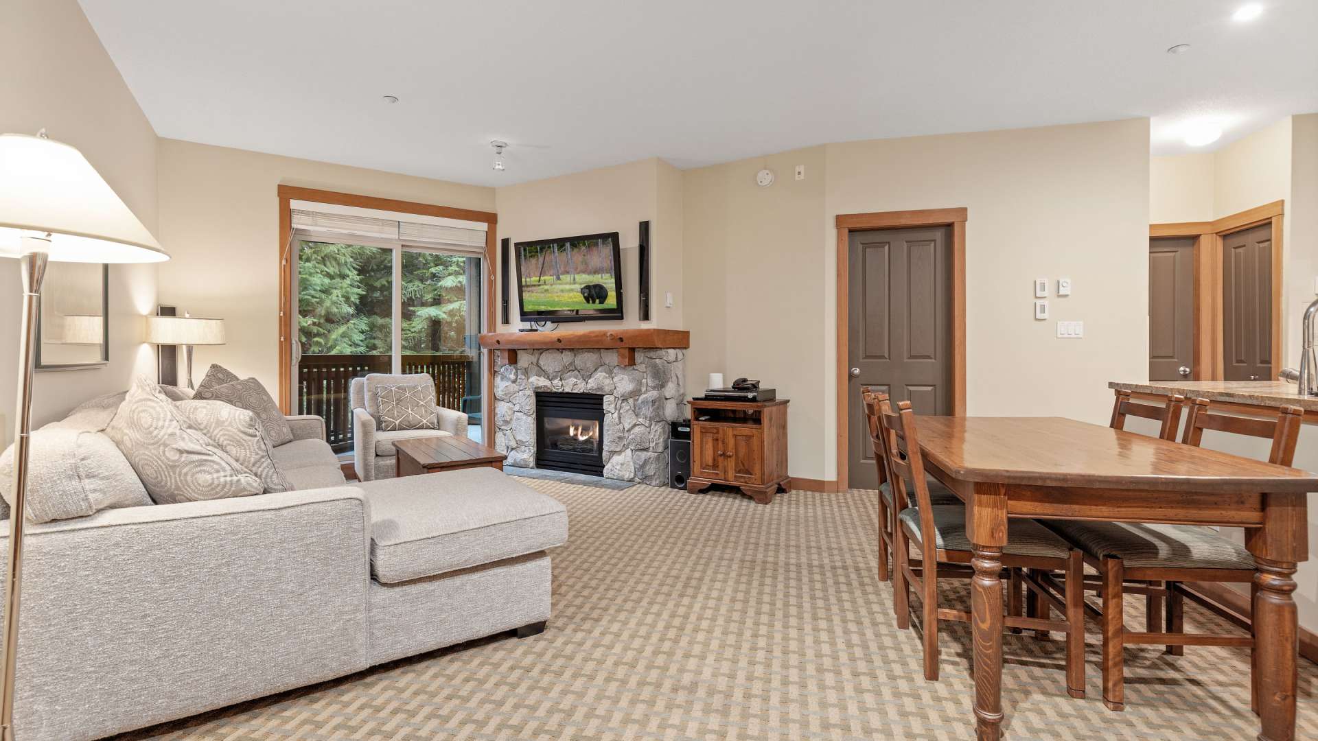 Lost Lake Lodge Deluxe 1 Bedroom LL227