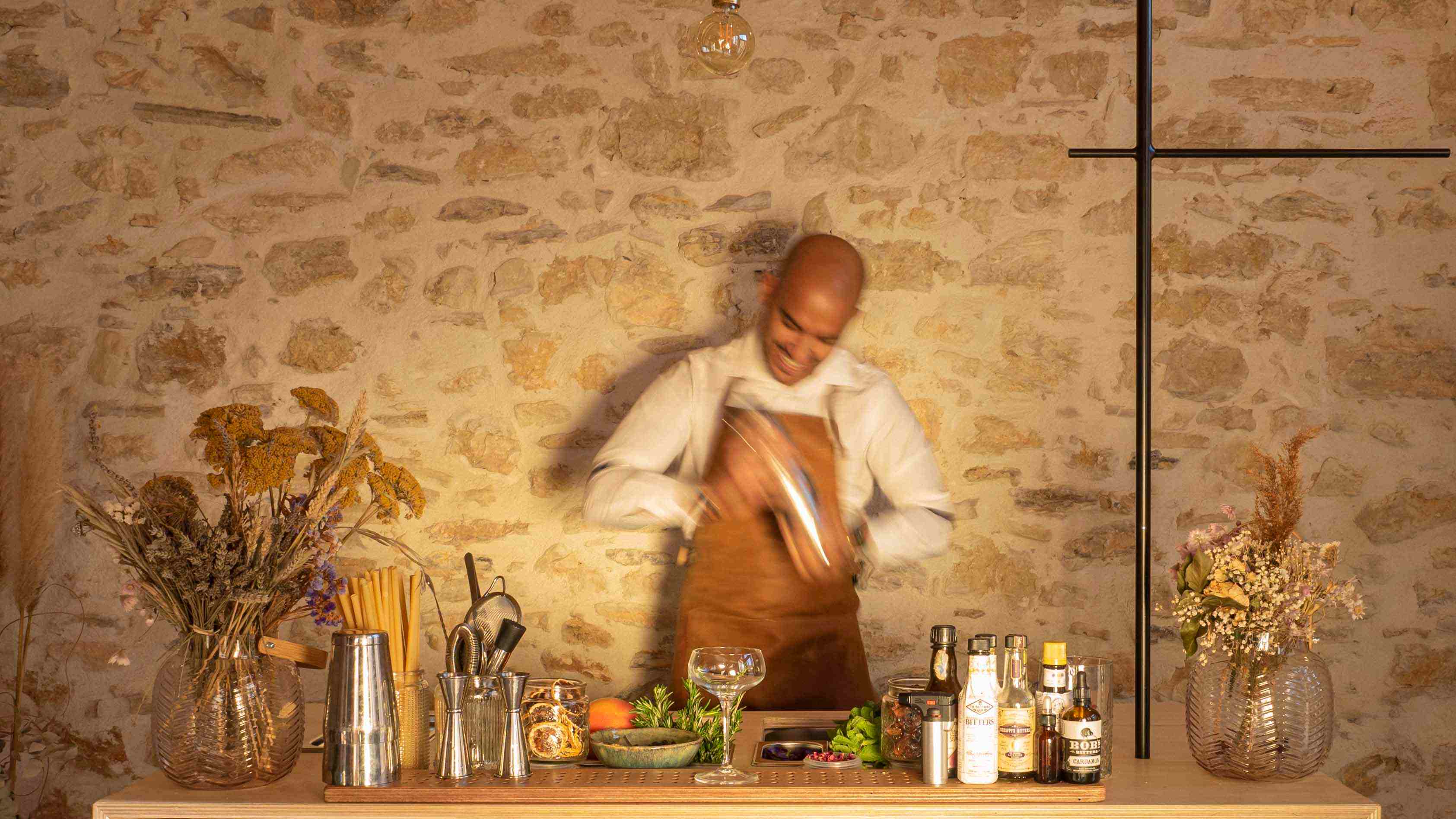 Léon Cocktail Bar Studio Ouchka