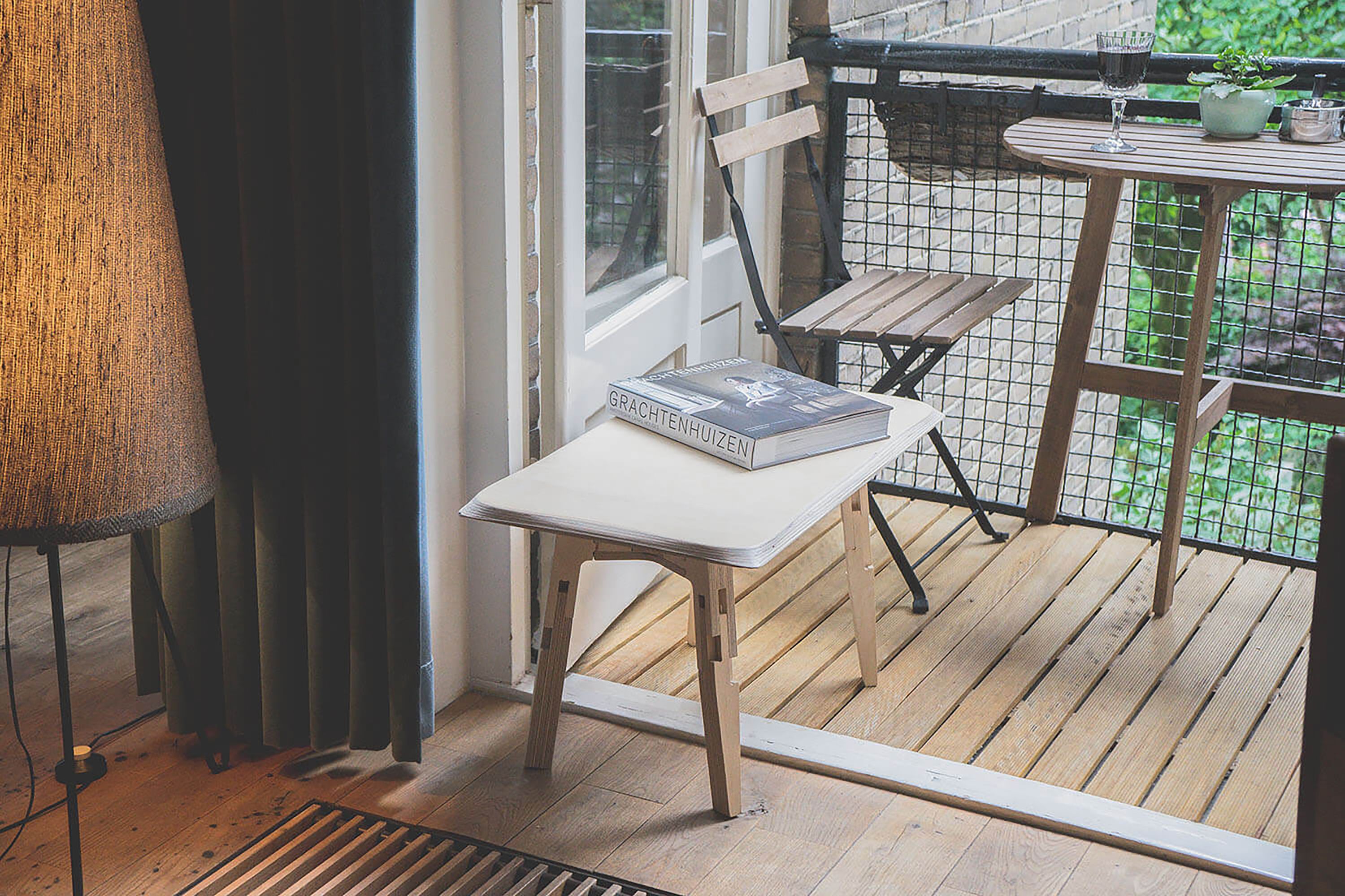 ButterPly Desks interior mood