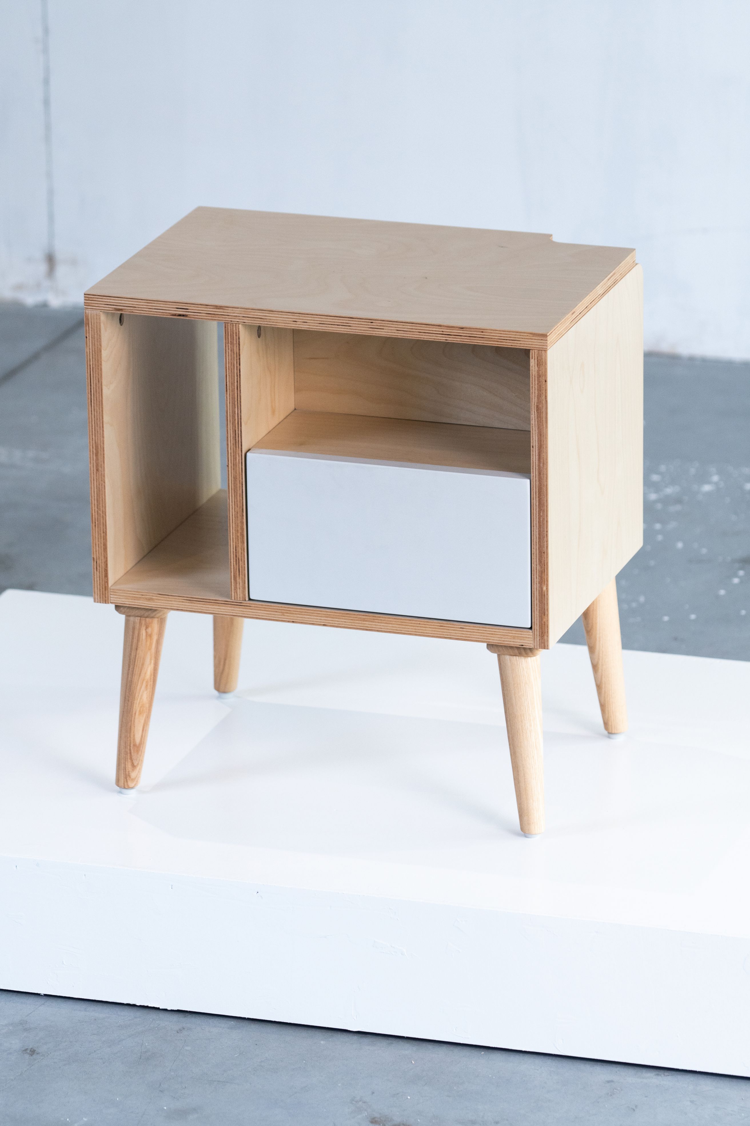 Nuordic Phase 2 nightstand