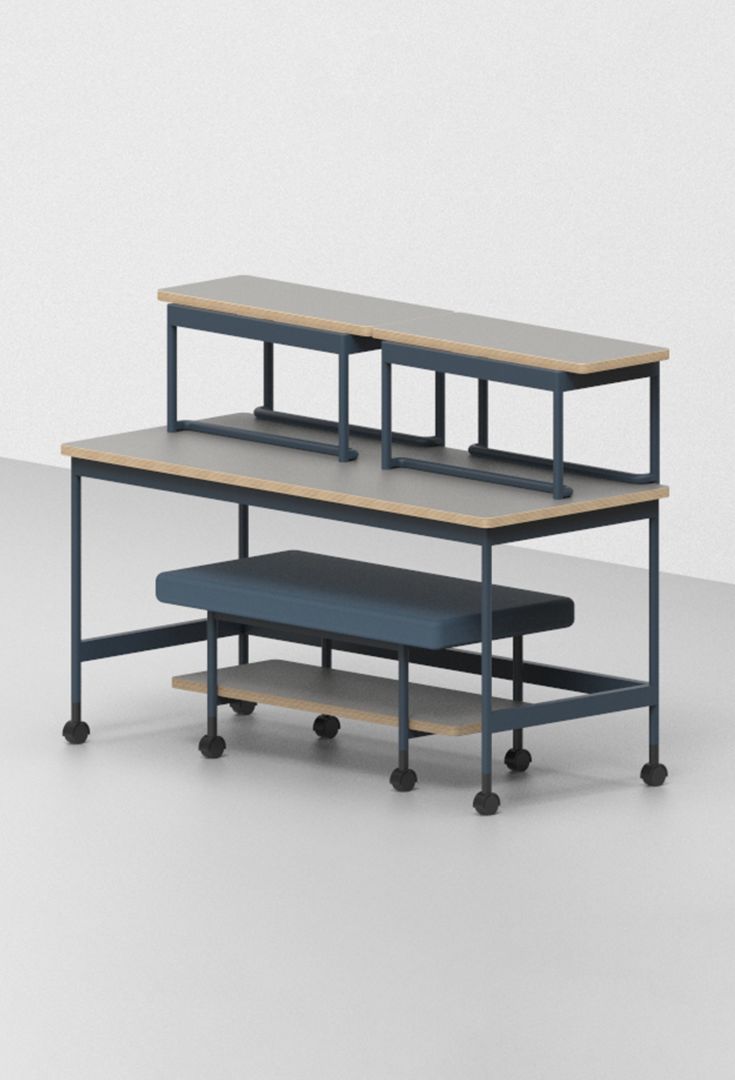 KGV IH moveable tables stacked