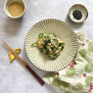 Japanese recipe, Cucumber & seaweed, salad