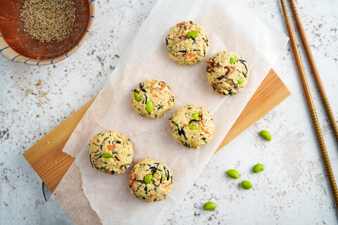 Japanese recipes, Tofu patty ‘Ganmodoki’ with Daikon sauce and soba noodles