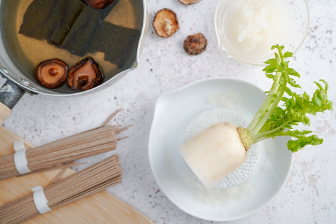 JJapanese recipes, Tofu patty ‘Ganmodoki’ with Daikon sauce and soba noodles