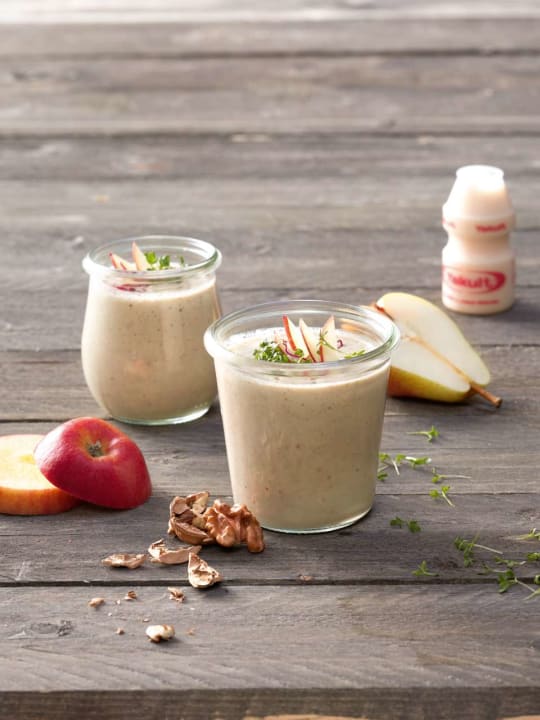 Apfel-Birnen Smoothie mit Yakult