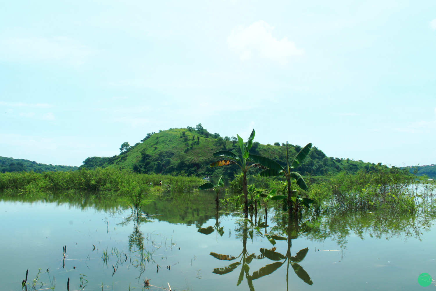 danau setu patok di musim hujan