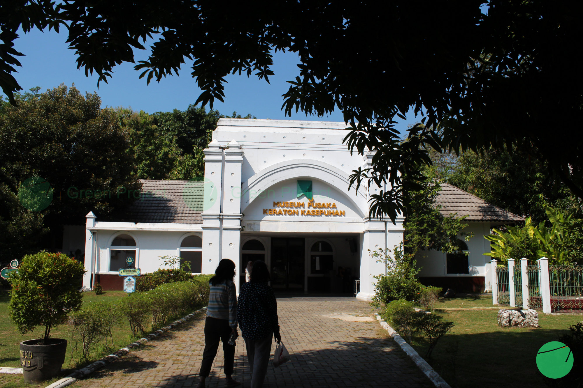 bangunan keraton kasepuhan cirebon