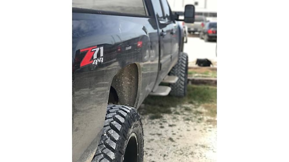 2009 Chevrolet Silverado 2500 HD - 6" Lift Kit image 3