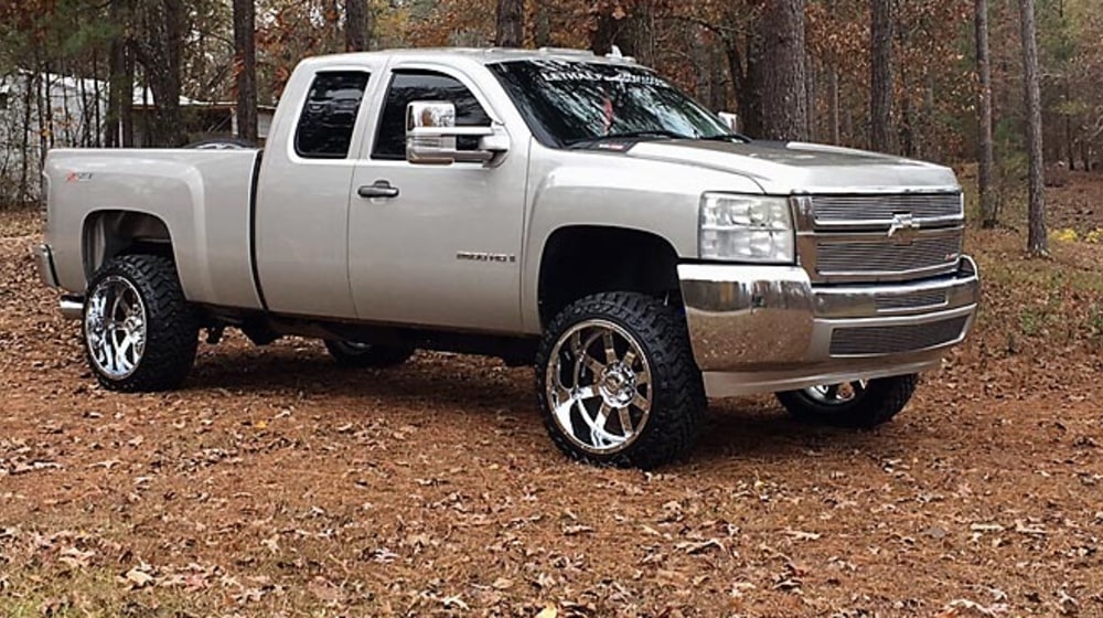 2010 Chevrolet Silverado 2500 HD - 3" Lift Kit image 2