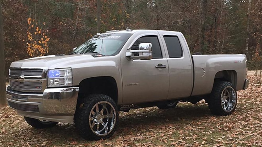 2010 Chevrolet Silverado 2500 HD - 3" Lift Kit image 3