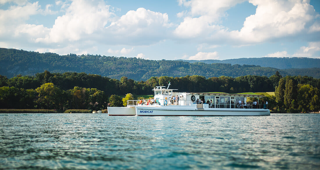 Solarkatamaran MobiCat © Société de Navigation Lac de Bienne SA